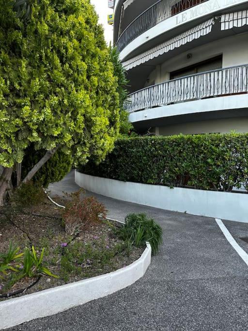 Residence Mona Lisa Bord De Mer Menton Exterior foto